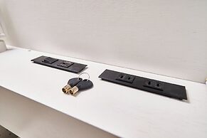 &And Hostel Shinsaibashi East