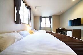 &And Hostel Shinsaibashi East