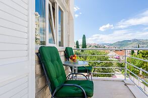 Apartments & Rooms V&M