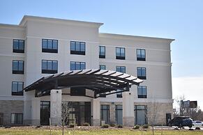 Holiday Inn Kansas City - Northeast by IHG