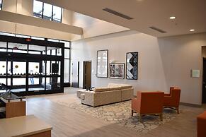 Holiday Inn Kansas City - Northeast by IHG