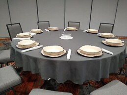 Holiday Inn Kansas City - Northeast by IHG