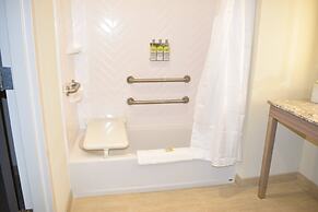 Holiday Inn Kansas City - Northeast by IHG