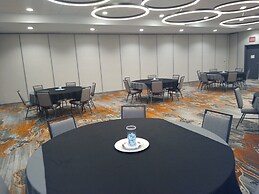 Holiday Inn Kansas City - Northeast by IHG