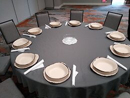 Holiday Inn Kansas City - Northeast by IHG
