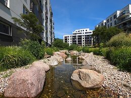 Airport Residence Green