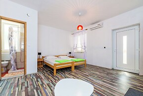 Apartments Sany