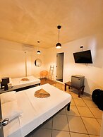 3B| Wellness Hotel & Hostel