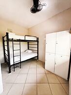 3B| Wellness Hotel & Hostel