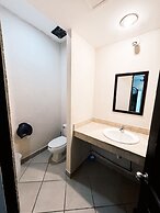 3B| Wellness Hotel & Hostel