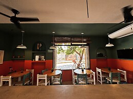 3B| Wellness Hotel & Hostel