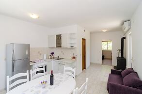 Apartments Villa Dingac - Borak