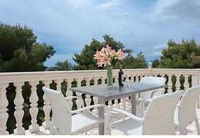 Apartments Villa Dingac - Borak