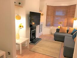 Seaside House With Parking