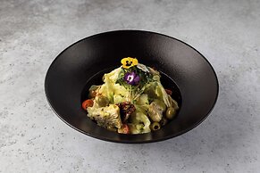 Radisson Blu Hotel & Residence, Nairobi Arboretum