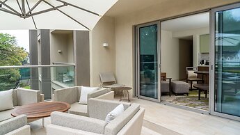 Radisson Blu Hotel & Residence, Nairobi Arboretum