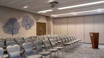 Radisson Blu Hotel & Residence, Nairobi Arboretum