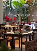 Radisson Blu Hotel & Residence, Nairobi Arboretum