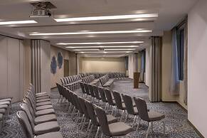 Radisson Blu Hotel & Residence, Nairobi Arboretum