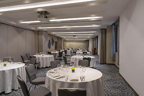 Radisson Blu Hotel & Residence, Nairobi Arboretum
