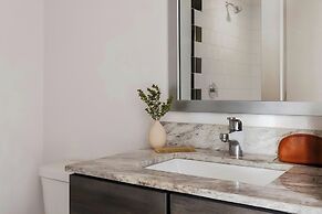 Sonder by Marriott Bonvoy East 5th Apartments East Austin