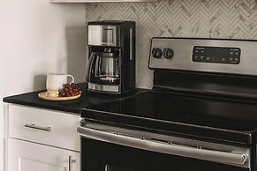 Sonder by Marriott Bonvoy East 5th Apartments East Austin