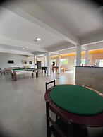Leviv Praia Hotel