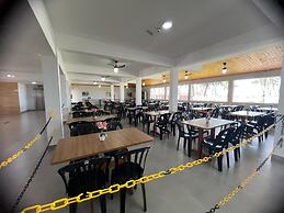 Leviv Praia Hotel