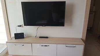 Esila Park Lara Kundu