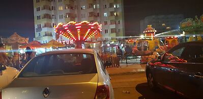 Esila Park Lara Kundu