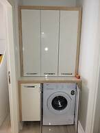 Esila Park Lara Kundu