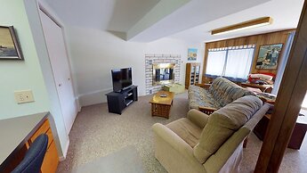 Hideout FT Abajo Stunning Views