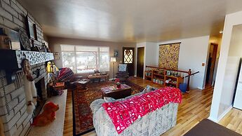 Hideout FT Abajo Stunning Views