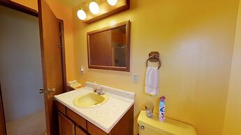 Hideout FT Abajo Stunning Views