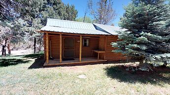 Stunning Apple Lane Log Cabin