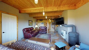 Juniper Ridge Family Cabin