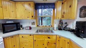 The Cabin at Lydias Canyon