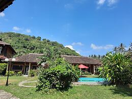 Hotel Besar Bulan Baru - Senggigi