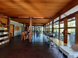 Hotel Besar Bulan Baru - Senggigi