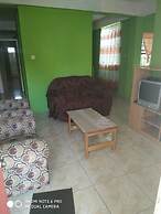 Village No Thrill 2 Bed