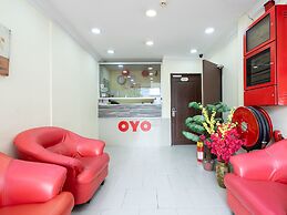 OYO 89717 Budget Star Hotel