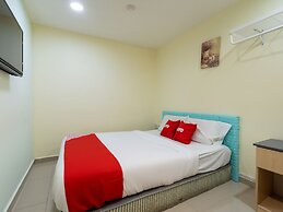 OYO 89717 Budget Star Hotel