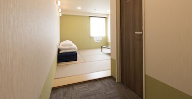 Wild Cherry Blossom Hostel Tokyo Koganei