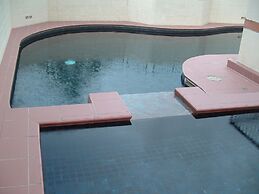 Cairns Apartment Esplanade Ocean Views