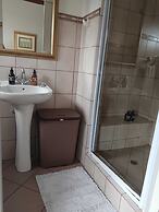 Hillton Manor Guest House