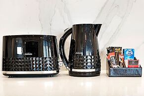 Manhattan Apartments - Glen iris