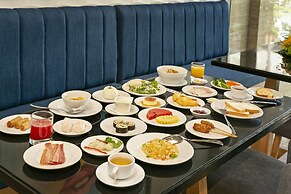 Sun River Hotel & Apartment