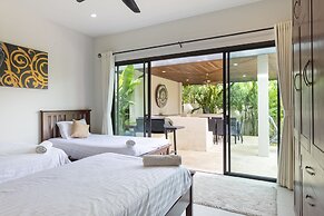 Luxury Villa Onyx Nai Harn Beach