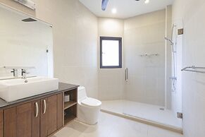 Luxury Villa Onyx Nai Harn Beach