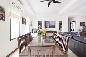 Luxury Villa Onyx Nai Harn Beach